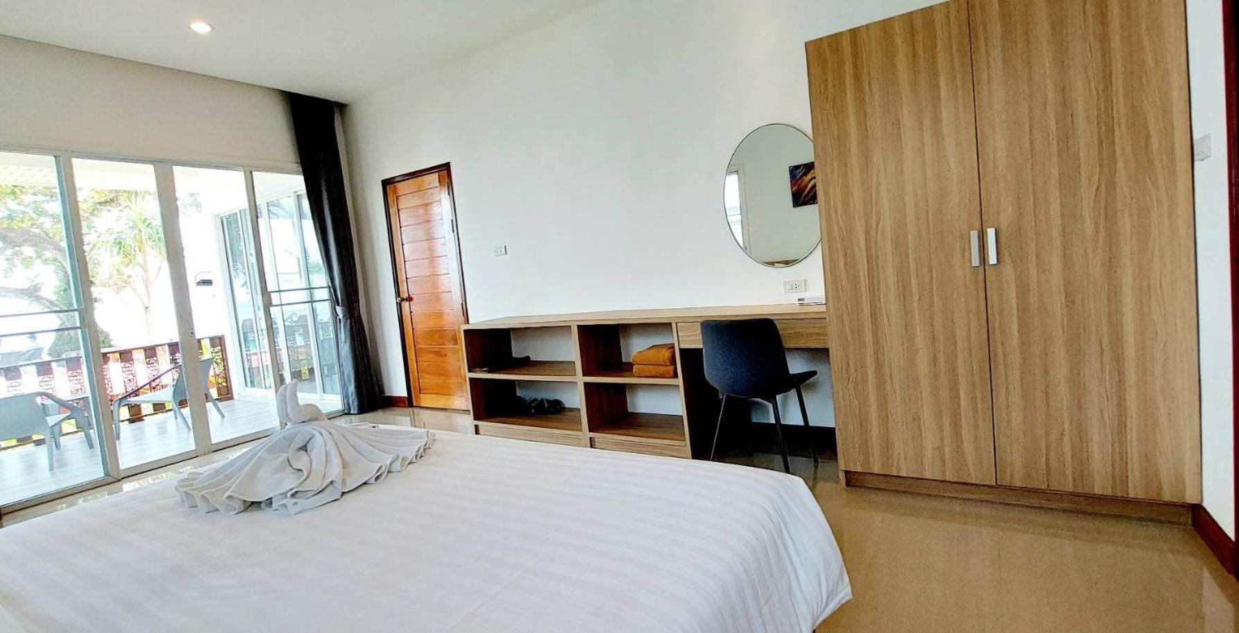Horizon Beach Resort Koh Jum Buitenkant foto