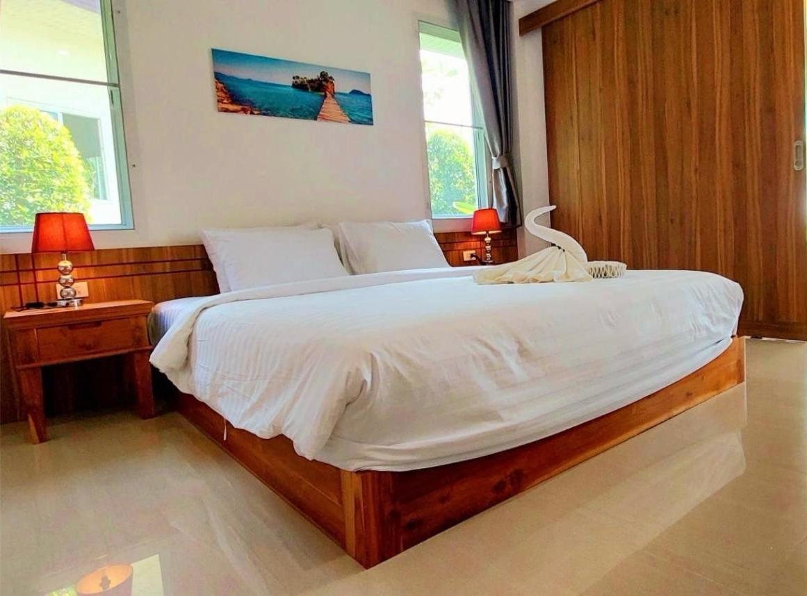 Horizon Beach Resort Koh Jum Buitenkant foto