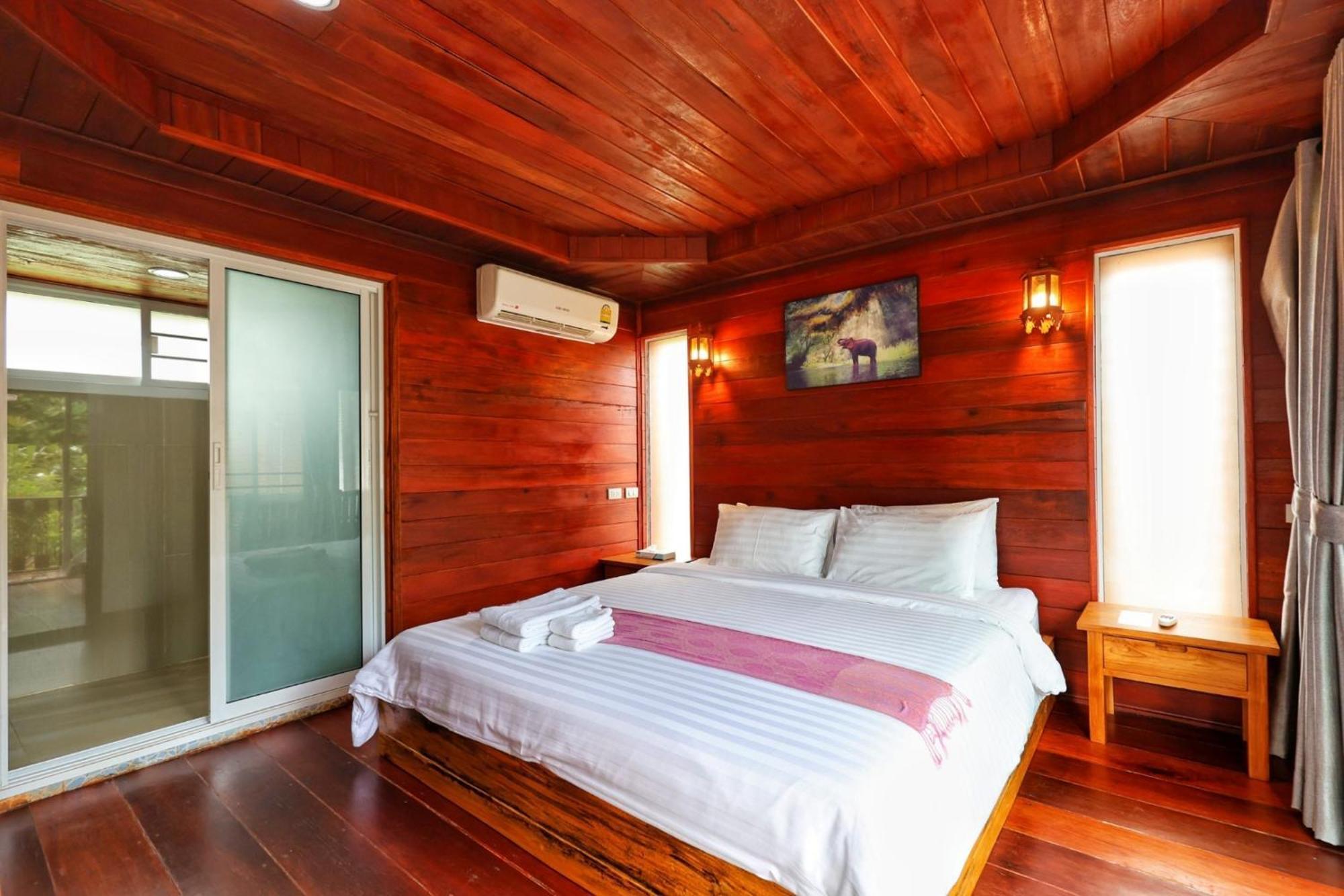 Horizon Beach Resort Koh Jum Buitenkant foto