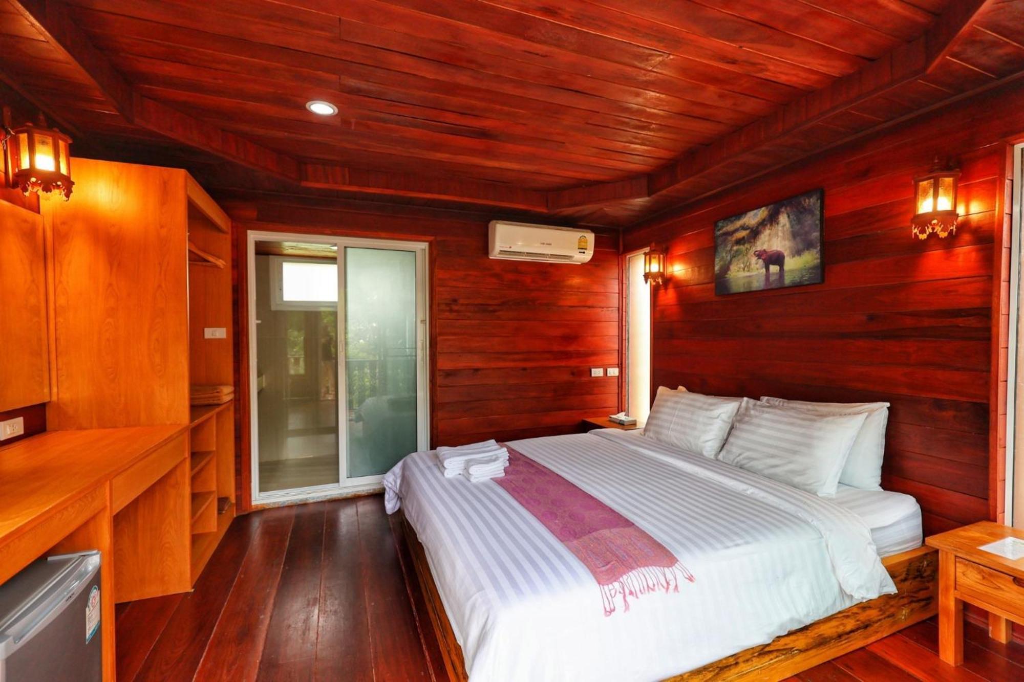 Horizon Beach Resort Koh Jum Buitenkant foto