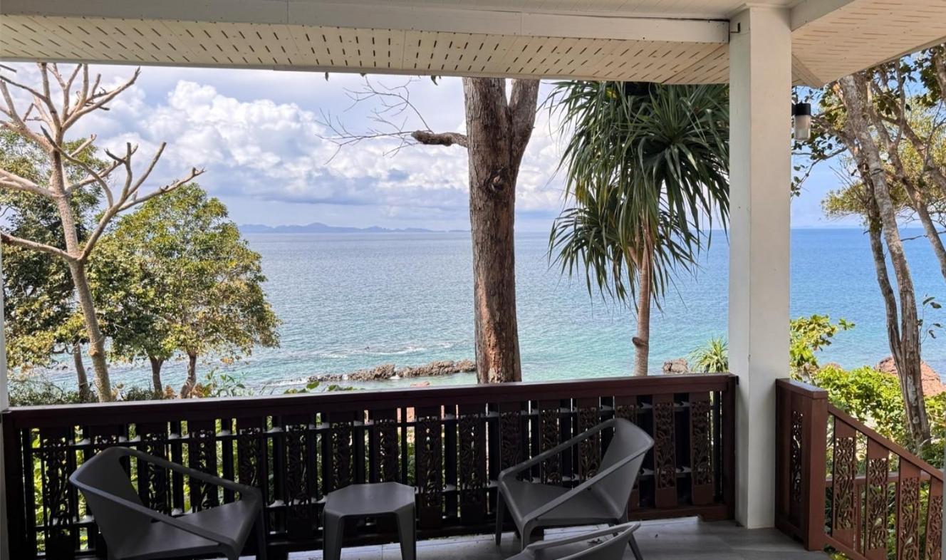 Horizon Beach Resort Koh Jum Buitenkant foto